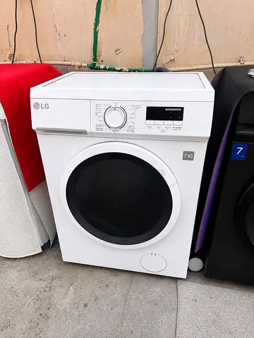 LG 7kg Front Load Washing Machine - Good Working Condition