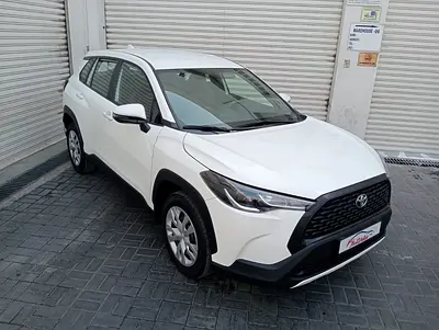 Toyota Corolla cross 2023 FSH leather seats rear camera gcc