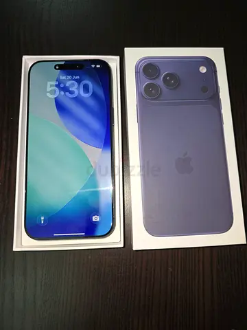 Iphone 17 pro max 256GB with Box charger Dual esim warranty till april 2027 Health 100% cycle 17