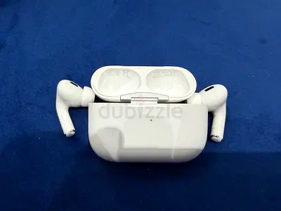 Apple airpods pro 2 with lightning charging