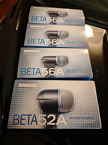 3x Shure BETA 52A for toms And 1x Shure BETA56A for Kick