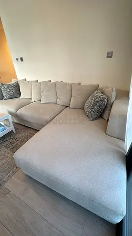 Comfy L-Shaped Sectional Sofa in Beige homecenter