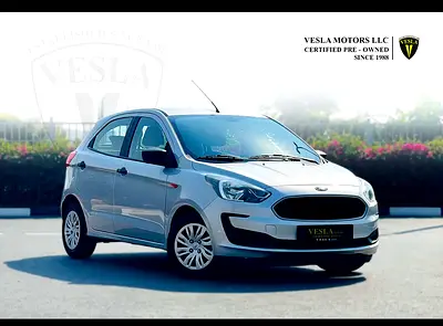 UNLIMITED MILEAGE WARRANTY / HATCHBACK + BLUETOOTH + USB + POWER LOCKS / IN HOUSE FINANCE