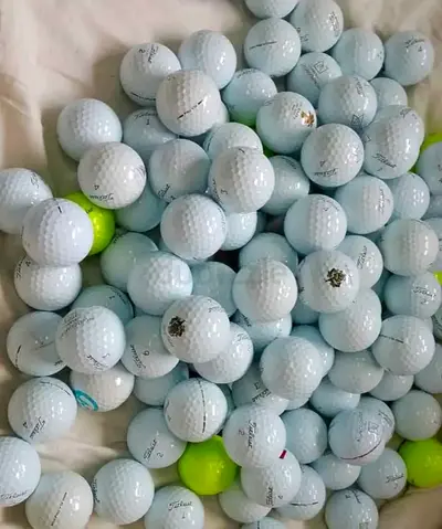 Titles prov1 and provix mixed balls available good condition like new and shiny balls