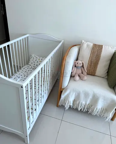 IKEA SMÅGÖRA Baby Cot + Mattress – White - Excellent Condition(60 × 120 cm)
