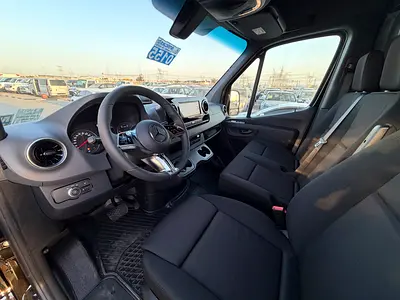 2027 Mercedes-BENZ SPRINTER 照片 9