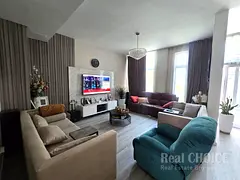 R2M14 Upgraded I Fully furnished I extended