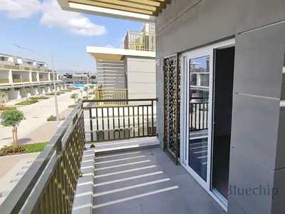 L Shape Garden | Spacious Layout | Built-In Wardrobes