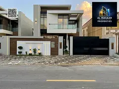 Luxury villa, price includes electricity, water, and air conditioning, negotiable. Freehold ownershi