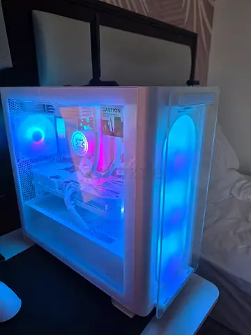 Pc and monitor