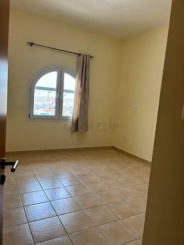 Master bedroom available for Family/girls in CBD