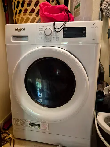 Whirlpool 8kg/6kg Washer Dryer – Excellent Condition