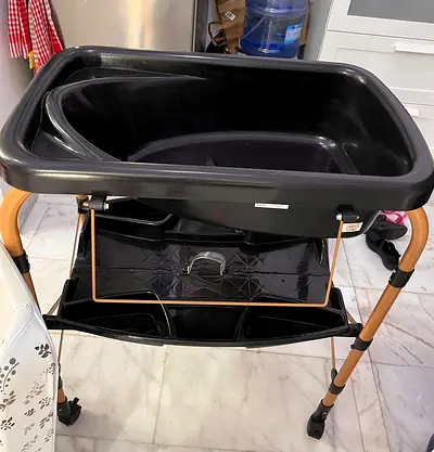Baby Bath Tub Table with Removable Bathtub and Storage Shelves