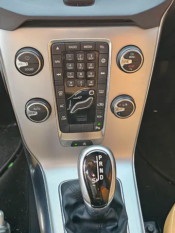 2019 Volvo V-CLASS 照片 16