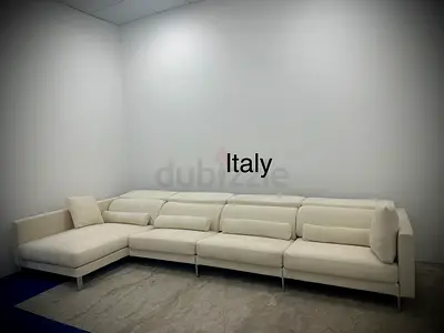 Selling Italy lshape sofa