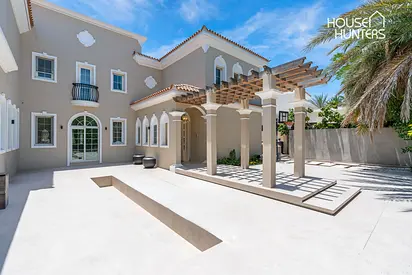 Exclusive | Rare 7 Beds + Study | Full golf view