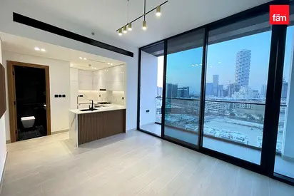 Smart Home | Pool View | Flexible Cheques