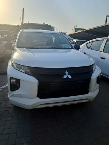 Mitsubishi L200 Single Cab GL 2020 GCC Specs