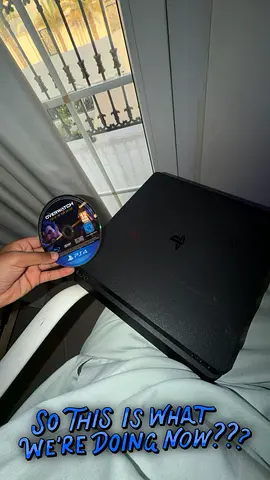 PlayStation 4 Slim with Overwatch (PS4) - Good Condition
