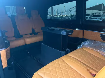 صورة 7 لـ 2019 Mercedes-BENZ VIANO
