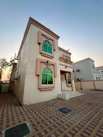 SPECIOUS / LAVISH VILLA FOR RENT IN AL RAWDHA2 AJMAN