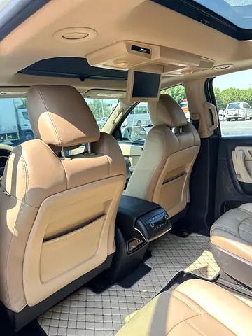 صورة 11 لـ 2011 Chevrolet TRAVERSE