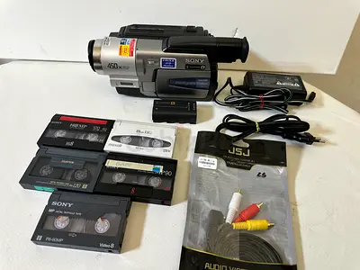 (For playing Video8/Hi8 Cassettes) Sony Handycam CCD-TRV49E Hi8/Video8 Handycam