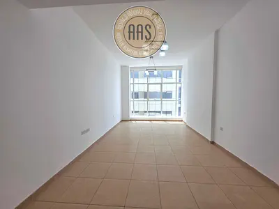 Very Spacious 2Bed With Master Room Close To Rta Bus Stop