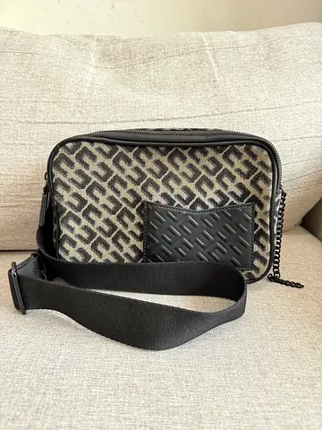 Urban revivo  patterned crossbody shoulder bag with wide strap