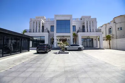 Ultra-Luxury | Brand New | Furnished |Huge Parking