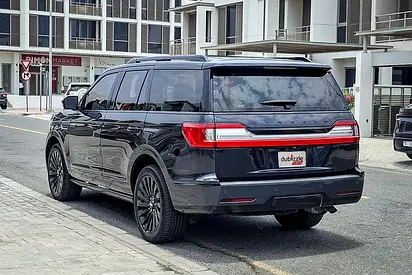 صورة 8 لـ 2021 Lincoln NAVIGATOR