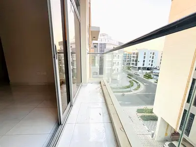 1 Bedroom with two bathroom Family building family area