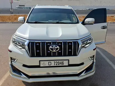 Pristine Toyota Prado VXR 2020 | Pearl White | 4.0 V6 | GCC Specs | Full Service History