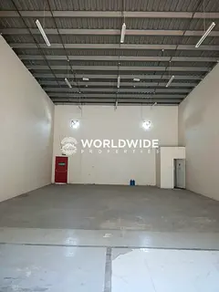 GOLDEN PROPERT MAIN ROAD 2200SQFT SIZE RENT 100,000/YEARLY