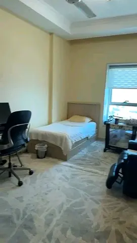 فرصة ذهبية للبيع في كونكر تاور – عجمان ✨🏡 🔥 شقة غرفتين وصالة بمساحة واسعة وسعر مميز أقل من سعر المطور! 🔥