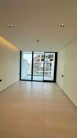 Best Price | Spacious Studio | Balcony