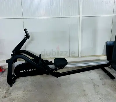MATRIX Rowing Machine