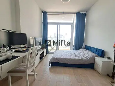 2.5% Commission | Furnished Studio | Views