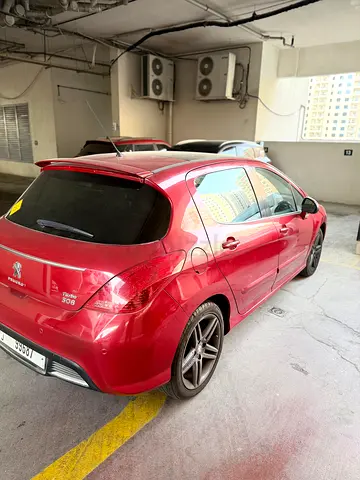 Peugeot 308 2013 | GCC Specs | Well Maintained