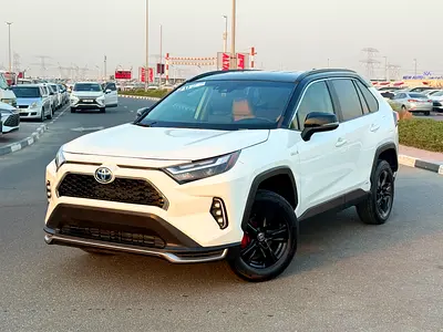 Toyota RAV4 2022 - XLE Premium -Excellent Condition