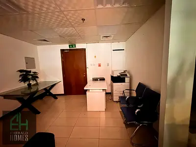 Chiller Free | Independent Office | Prime Location | Vacant | Ready to Move in