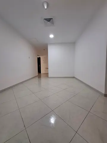 Spacious 3-Bedroom Apartment for Sale in Al Shahd Tower – Al Mamzar Corniche An excellent opportunity to own a spacious apartment in a prime location