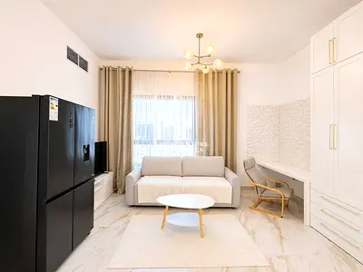 MODERN LIVING | FULLY FURNISHED | SPACIOUS LAYOUT
