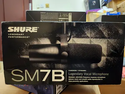 Shure SM7B Cardioid Dynamic Vocal Microphone
