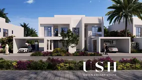 Large Park | Best Layout | Walkin to Golden Beach