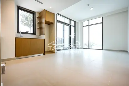 Brand New Spacious Layout 1 Bed Apartment