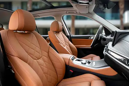 2025 BMW X5 thumbnail 11