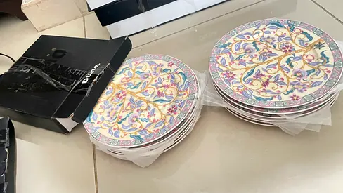 12Twelve cups, 12twelve fruit plates