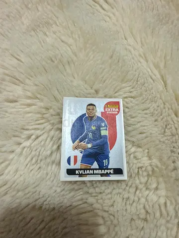 Kylian Mbappé, silver extra sticker