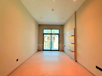 Brand New 1 BR | With High Cieling | On High floor